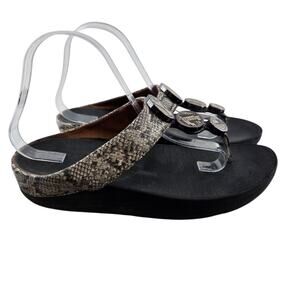 Fitflop Sandals Womens 9 Halo Platform Thong Embellished Snake Embossed Leather